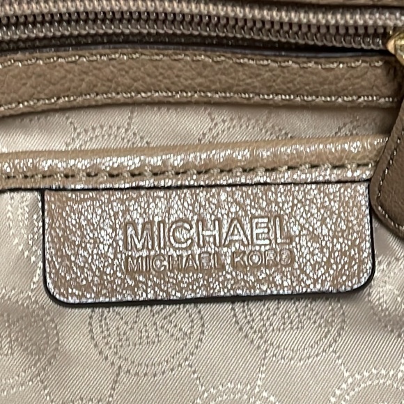 Michael Kors Camel and Gold colored Purse Bag With Handles and Cross Body Strap - Picture 11 of 12